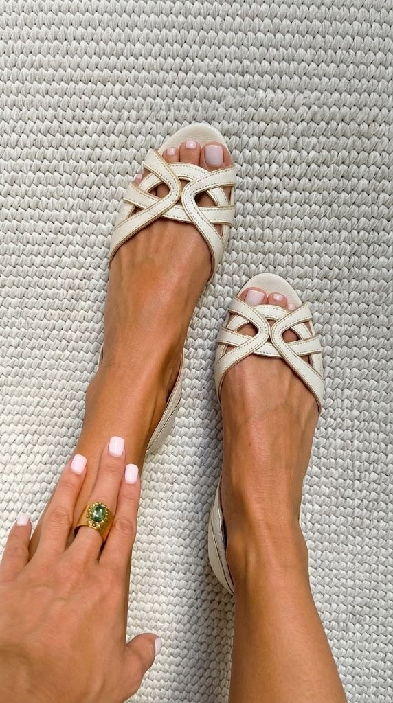 Camilla | Elegantes Sandalias Trenzadas en Crema