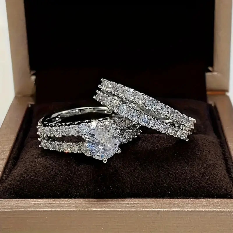 Conjunto de anillos Radiancia Eterna | Oro