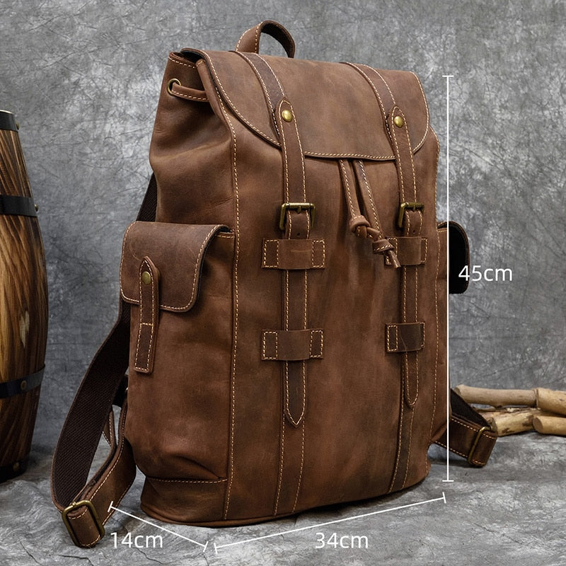 Mochila de cuero espaciosa