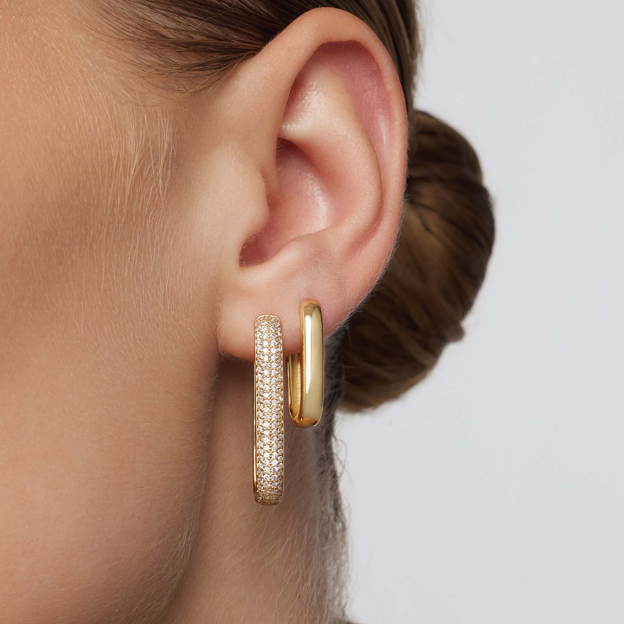 Pendientes de aro con grandes íconos pavé | Oro