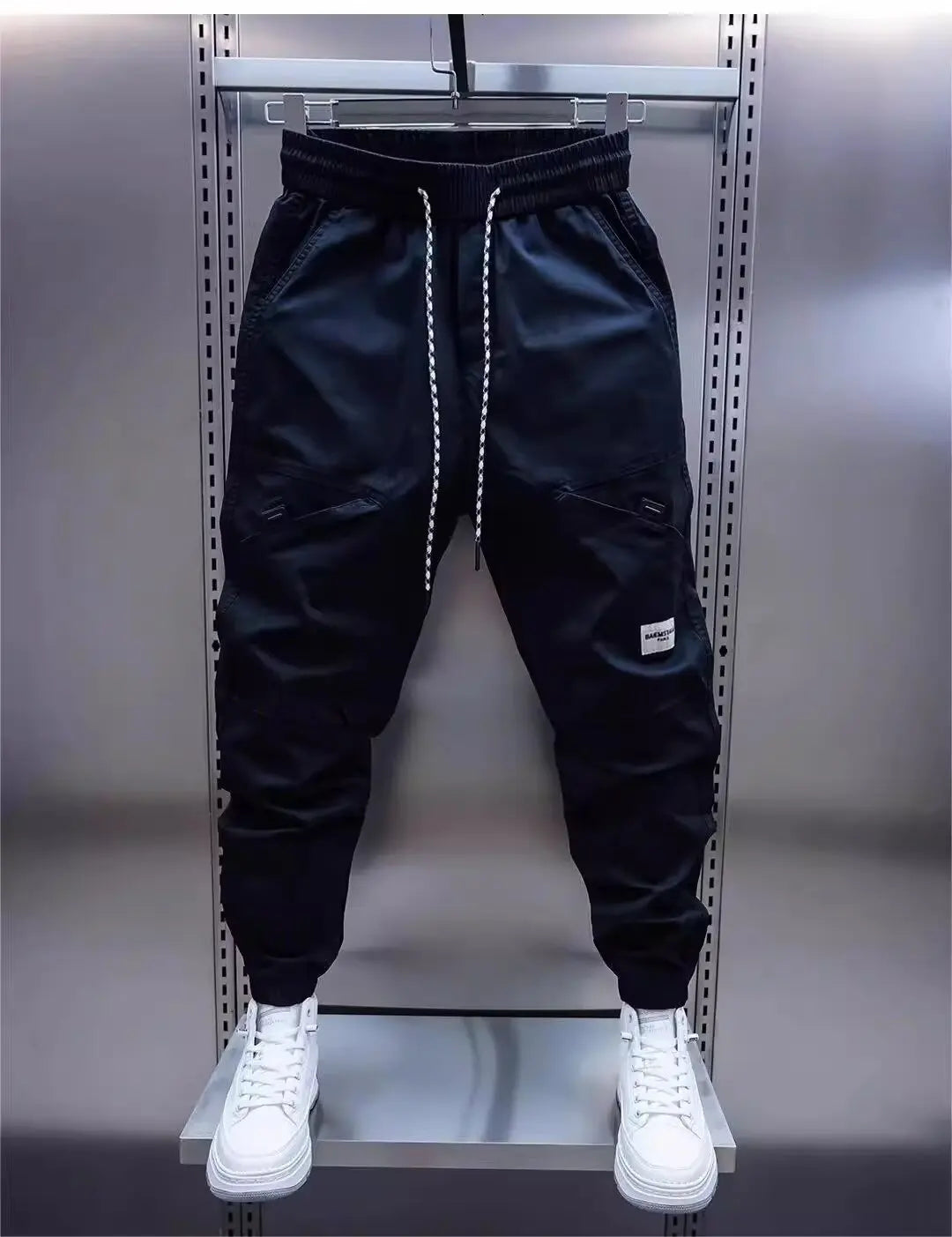 Laurent™ | Pantalones Deportivos con Detalles Elegantes