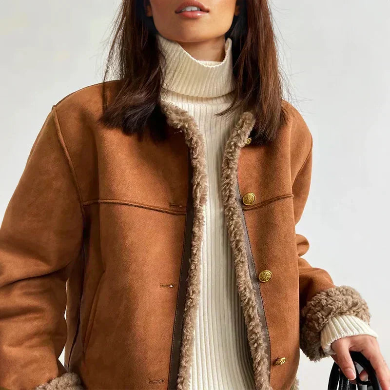 Carla| CHAQUETA DE CUERO CÁLIDA Y REFINADA