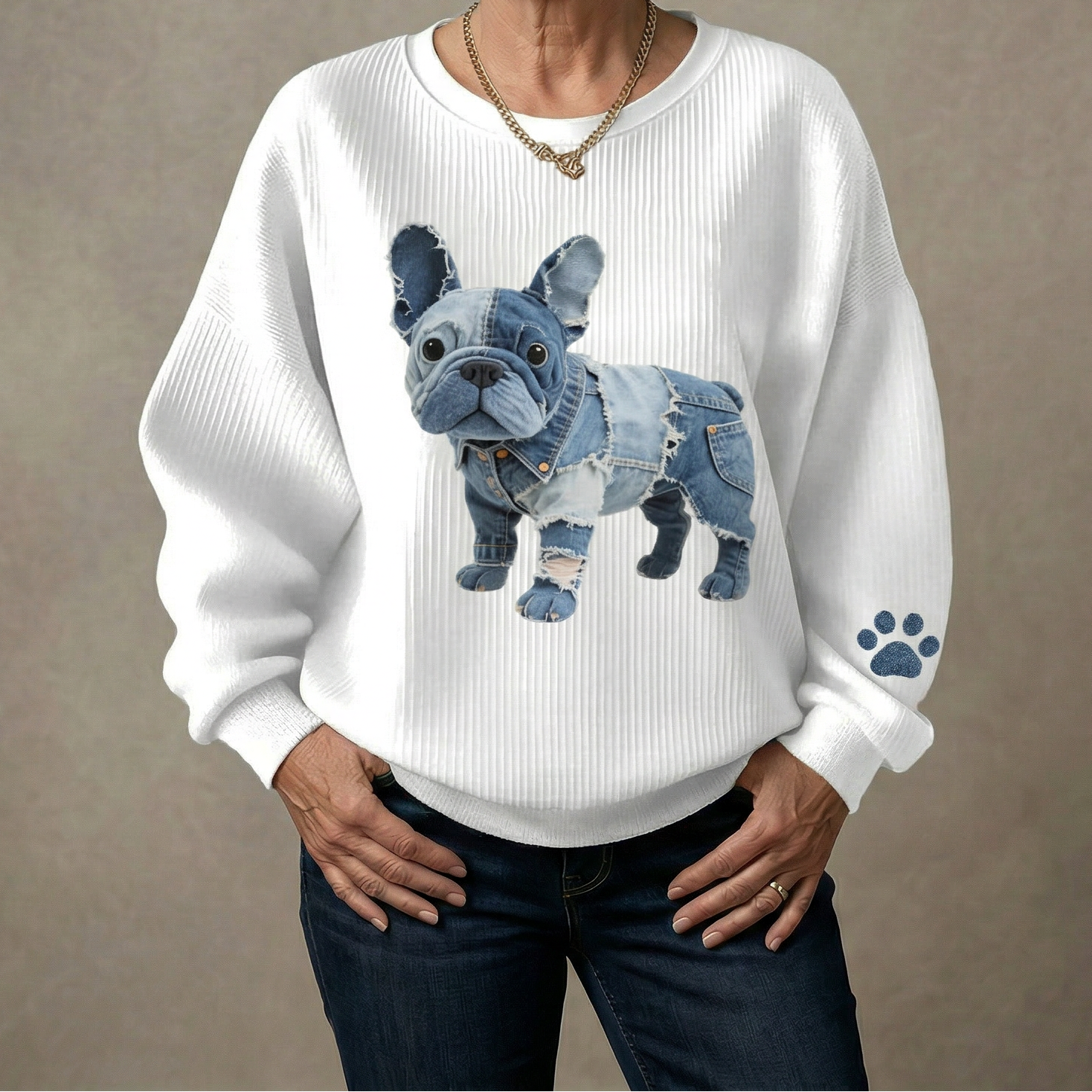 Sudadera con Parches de Mezclilla Estilo Bulldog Francés